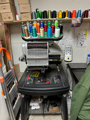 Embroidery AMAYA XTS 2014 -  1 head 16 Color with OS SE